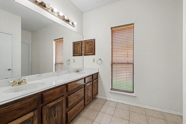1008 Primrose Street, Mesquite, TX 75149