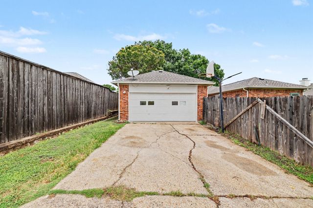 1008 Primrose Street, Mesquite, TX 75149
