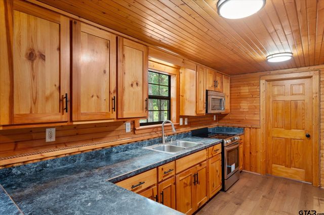 3983 E Hwy 154, Quitman, TX 75783