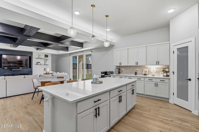 13394 CARTERTON Avenue, Horizon City, TX 79928