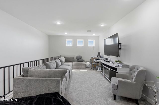 13394 CARTERTON Avenue, Horizon City, TX 79928