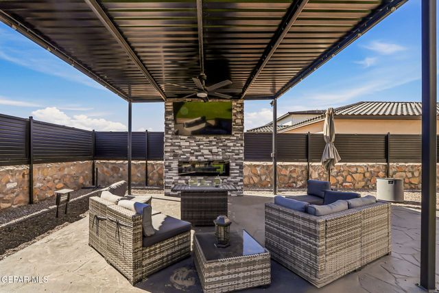 13394 CARTERTON Avenue, Horizon City, TX 79928