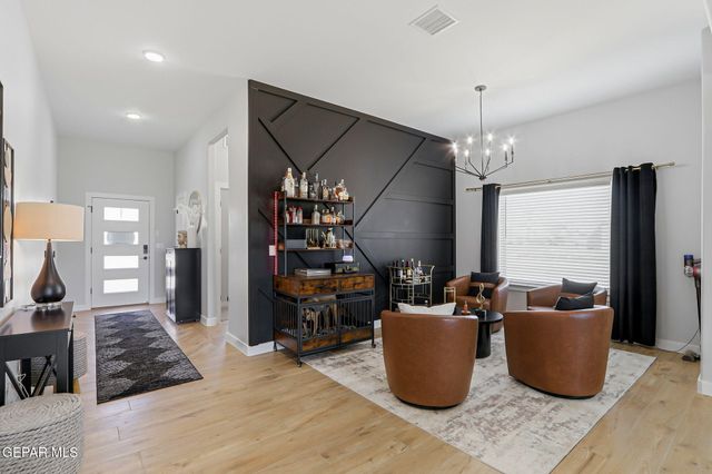 13394 CARTERTON Avenue, Horizon City, TX 79928