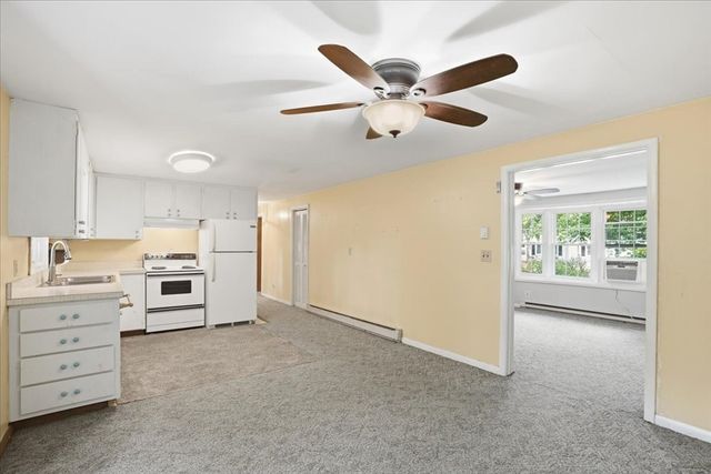 6 Gerard Ave, Freetown, MA 02717
