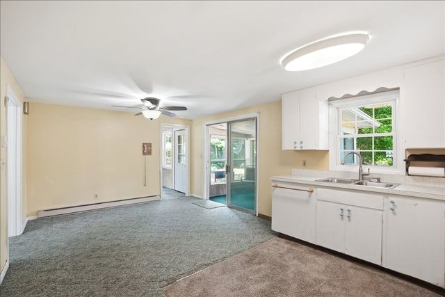 6 Gerard Ave, Freetown, MA 02717