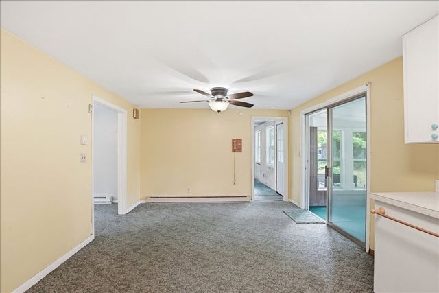 6 Gerard Ave, Freetown, MA 02717