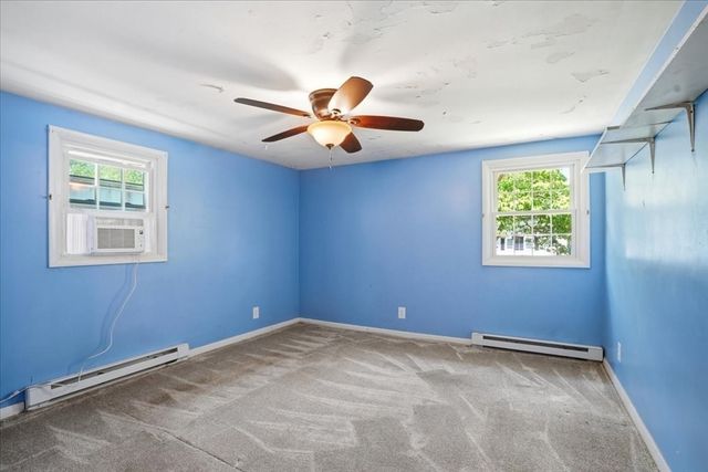 6 Gerard Ave, Freetown, MA 02717