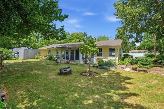 6 Gerard Ave, Freetown, MA 02717