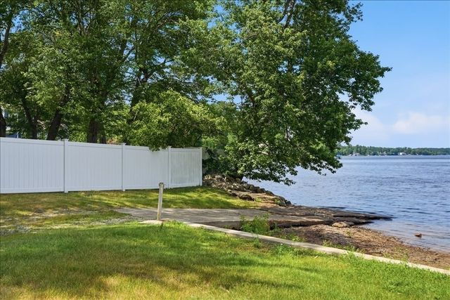6 Gerard Ave, Freetown, MA 02717
