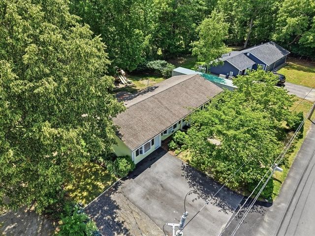6 Gerard Ave, Freetown, MA 02717