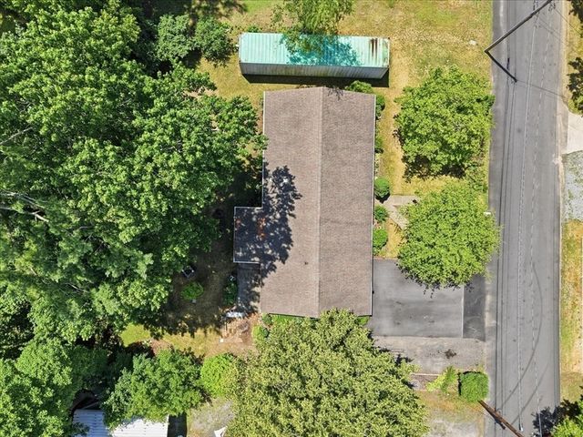 6 Gerard Ave, Freetown, MA 02717