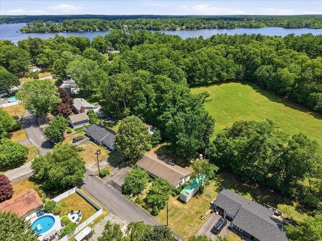 6 Gerard Ave, Freetown, MA 02717