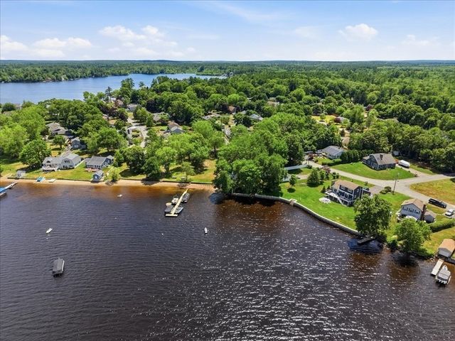 6 Gerard Ave, Freetown, MA 02717