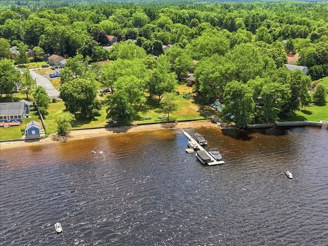 6 Gerard Ave, Freetown, MA 02717