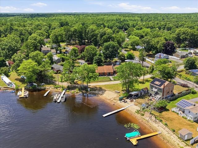 6 Gerard Ave, Freetown, MA 02717