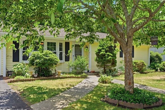 6 Gerard Ave, Freetown, MA 02717