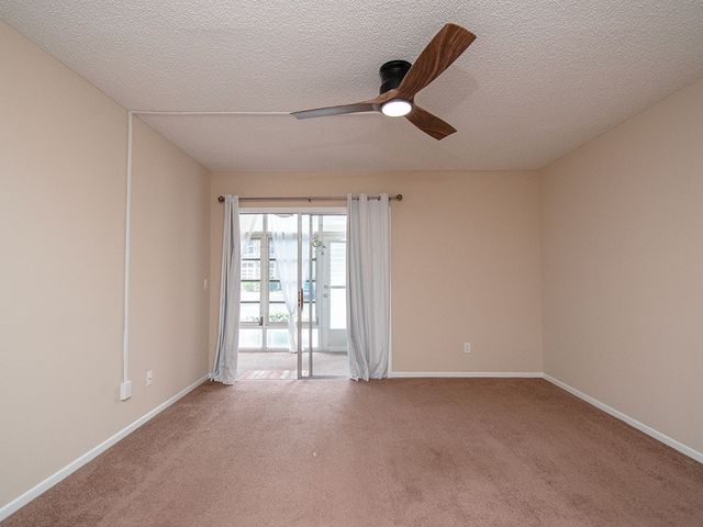 28 Vista Gardens Trail 102, Vero Beach, FL 32962