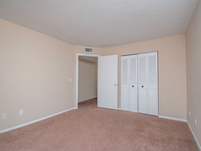 28 Vista Gardens Trail 102, Vero Beach, FL 32962