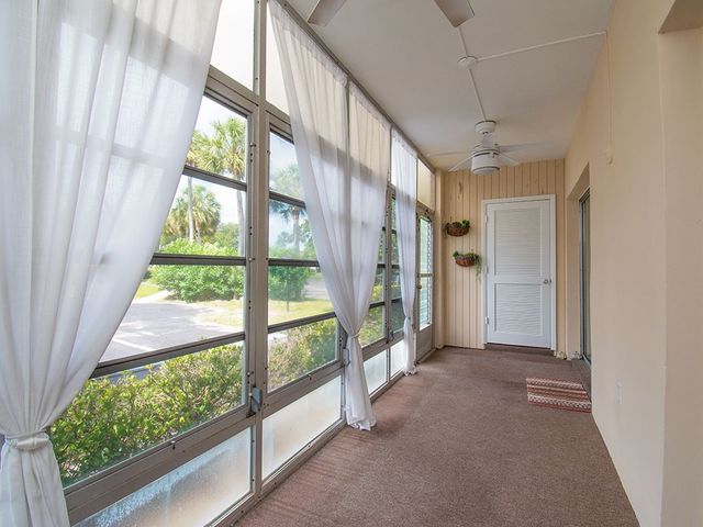 28 Vista Gardens Trail 102, Vero Beach, FL 32962