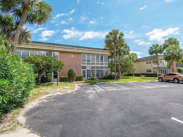 28 Vista Gardens Trail 102, Vero Beach, FL 32962