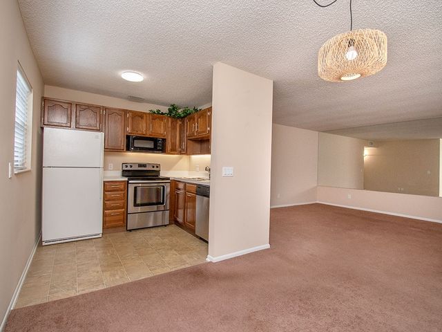 28 Vista Gardens Trail 102, Vero Beach, FL 32962