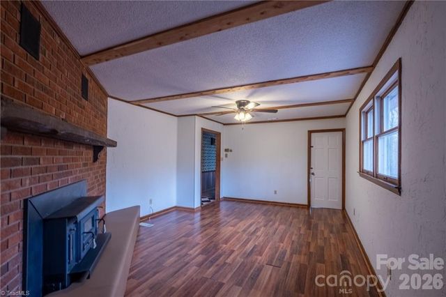 1165 Canaan Church Road, Denton, NC 27239