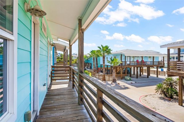 2727 S 11th St 15, Port Aransas, TX 78373