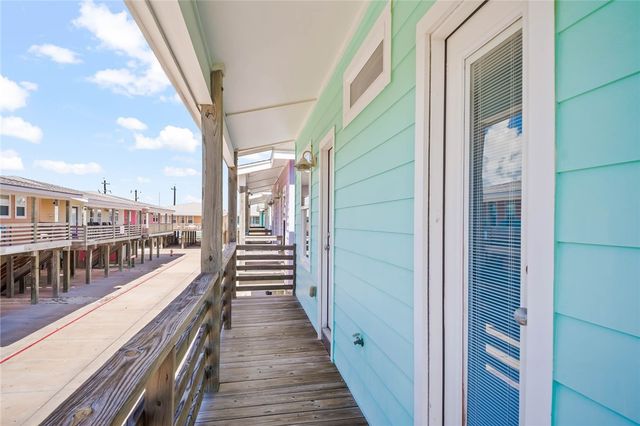 2727 S 11th St 15, Port Aransas, TX 78373