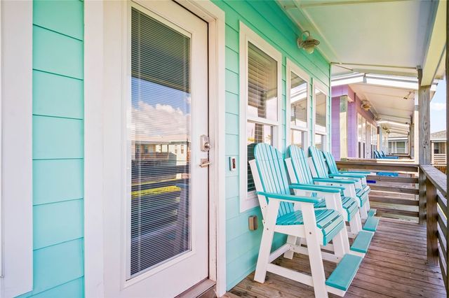 2727 S 11th St 15, Port Aransas, TX 78373