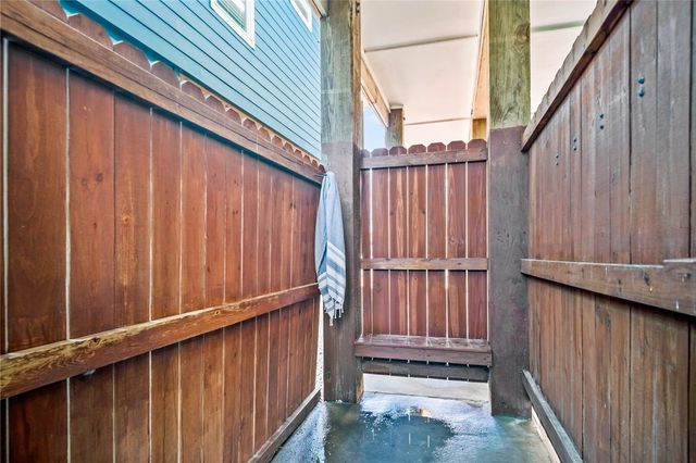 2727 S 11th St 15, Port Aransas, TX 78373