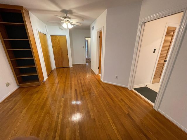 3720 Jardin Street, Houston, TX 77005