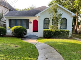 3720 Jardin Street, Houston, TX 77005