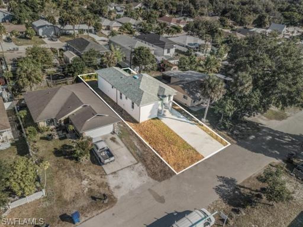 11607 Pawley AVE, BONITA SPRINGS, FL 34135 — exterior