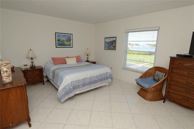 12760 INDIAN ROCKS ROAD 1031, Largo, FL 33774