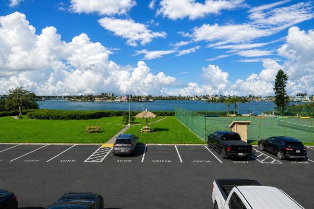 12760 INDIAN ROCKS ROAD 1031, Largo, FL 33774