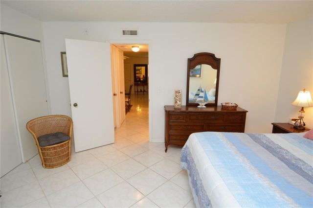 12760 INDIAN ROCKS ROAD 1031, Largo, FL 33774