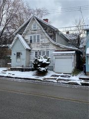 3006 Bowman Ave, Mckeesport, PA 15132