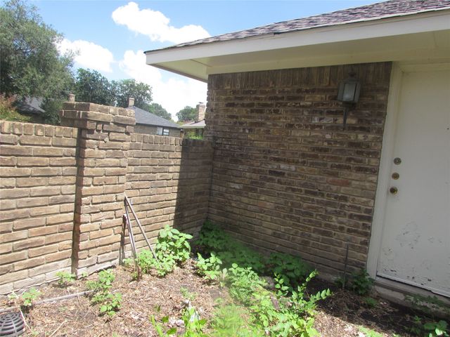 13301 Daystrom Court, Dallas, TX 75243