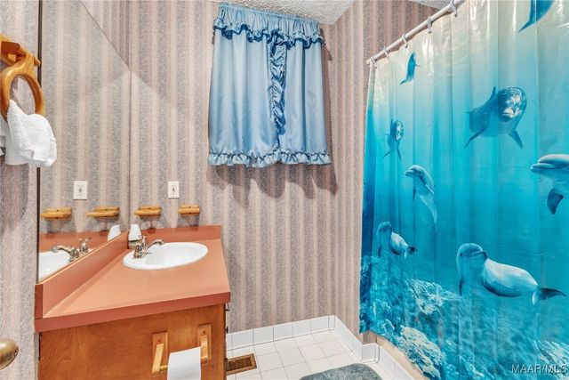 300 Elmore Road, Titus, AL 36080