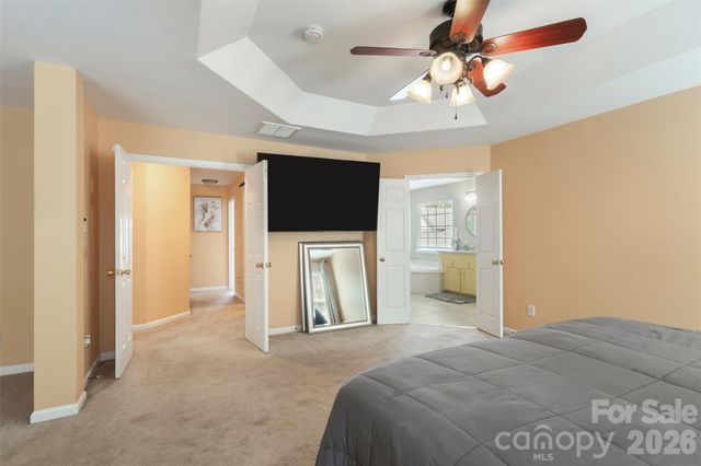 11444 Mangla Drive, Charlotte, NC 28214