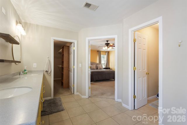 11444 Mangla Drive, Charlotte, NC 28214