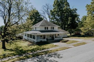 203 S Sale Street, Ellettsville, IN 47429