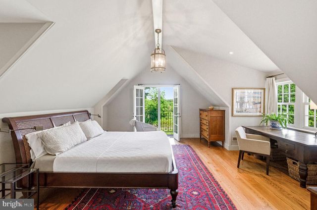 6170 STOVERS MILL RD, Carversville, PA 18913