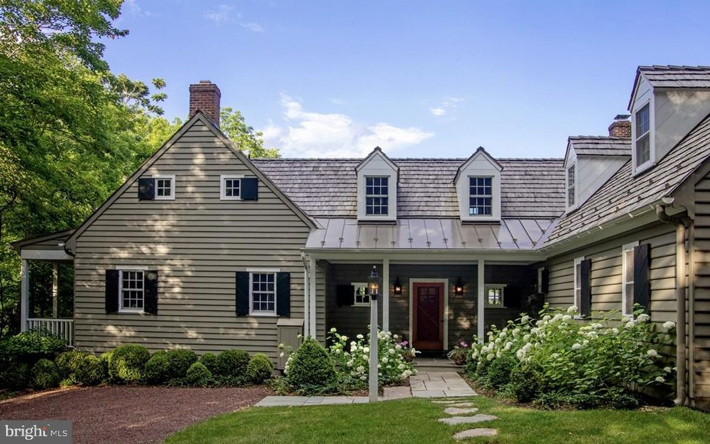 6170 STOVERS MILL RD, Carversville, PA 18913