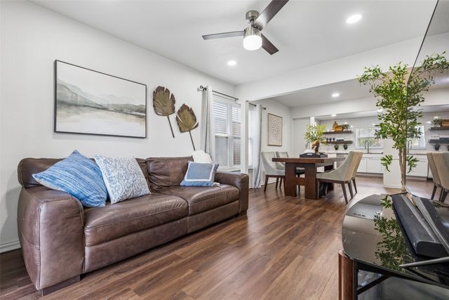 5111 Stoneleigh Avenue, Dallas, TX 75235