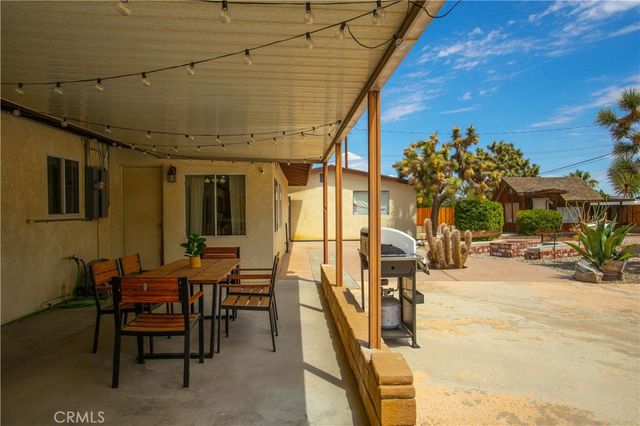 7737 Aster Avenue, Yucca Valley, CA 92284