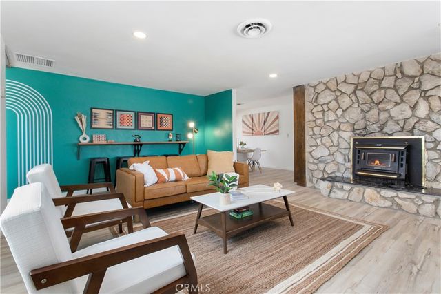 7737 Aster Avenue, Yucca Valley, CA 92284