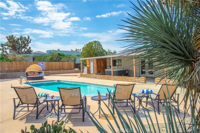 7737 Aster Avenue, Yucca Valley, CA 92284