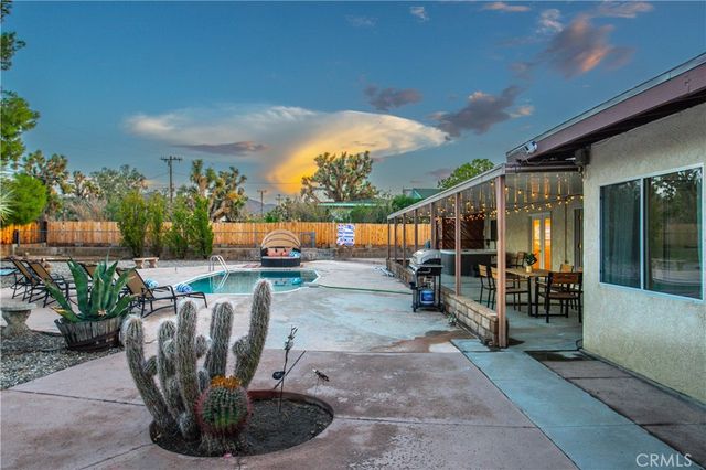 7737 Aster Avenue, Yucca Valley, CA 92284