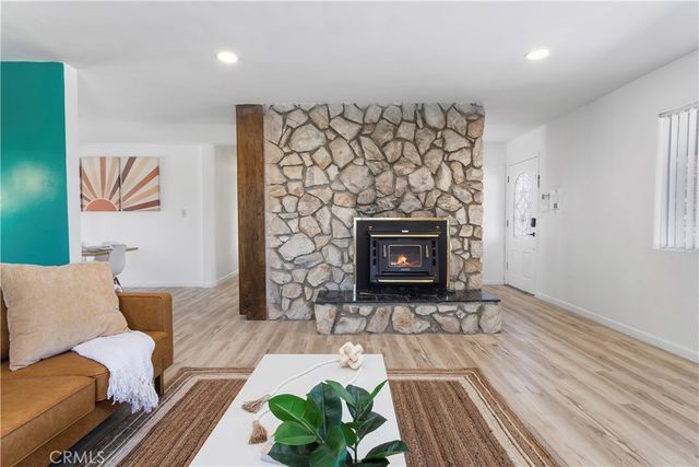 7737 Aster Avenue, Yucca Valley, CA 92284